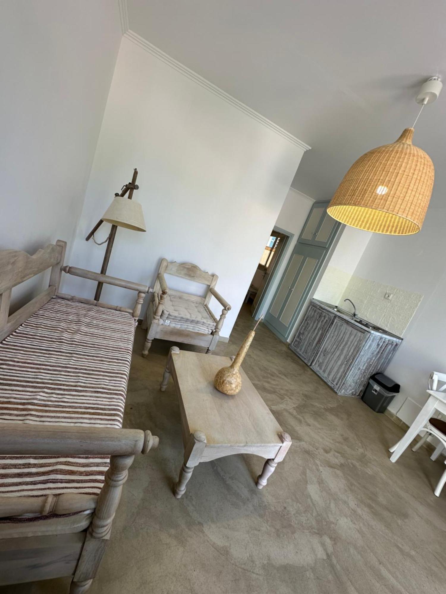 סימי Niriides Hotel Apartments מראה חיצוני תמונה